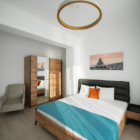 Apartahotel Solid Magic 3*