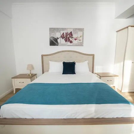 Apartahotel Solid Magic 3*