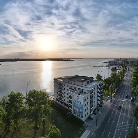 Solid Magic Mamaia